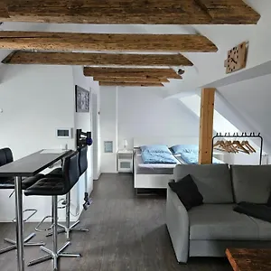 Klettham Apartment